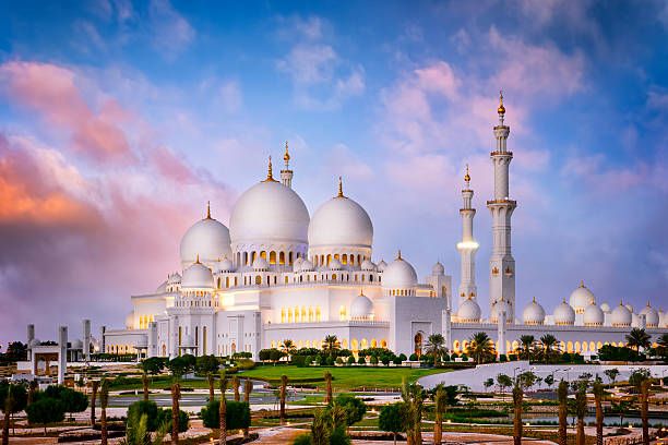 Architectural Majesty: The Complete Visitor Guide to Sheikh Zayed Grand Mosque